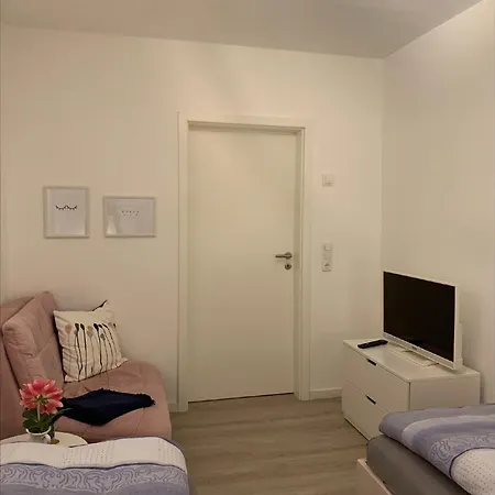 Am Holing Apartment